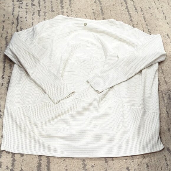Lululemon Back in Action Long Sleeve Shirt *Shine Shine Stripe White Gold - Picture 8 of 10